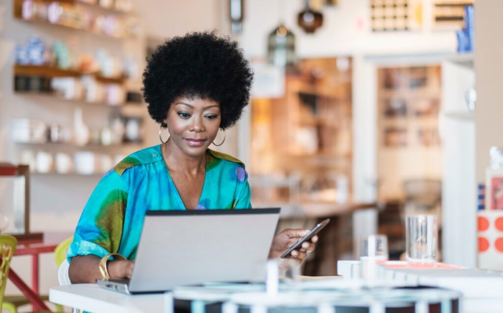 Small Business AI Adoption Declines To Just 28%